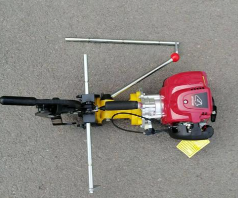 內燃鉆孔機技術(shù)參數